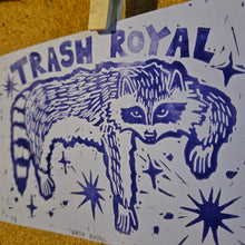 Charger l'image dans la galerie, Trash Royal Block Print | Lino Block Print | Limited Raccoon Print | Cute Racoon Print | Gift for Animal Lover | Canadian